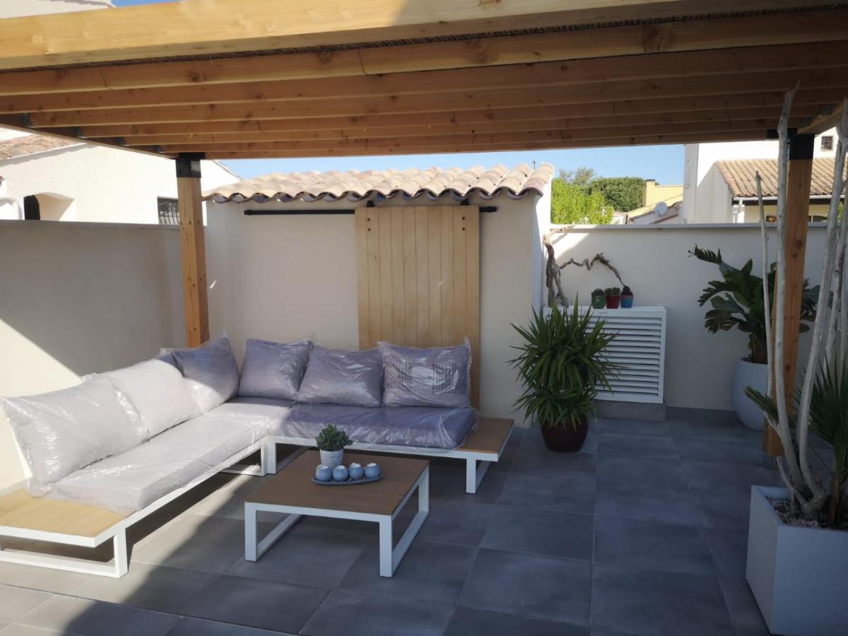 Appartement Au Dessus De La Maison Du Saunier 생 드 지로 외부 사진