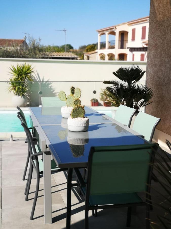 Appartement Au Dessus De La Maison Du Saunier 생 드 지로 외부 사진